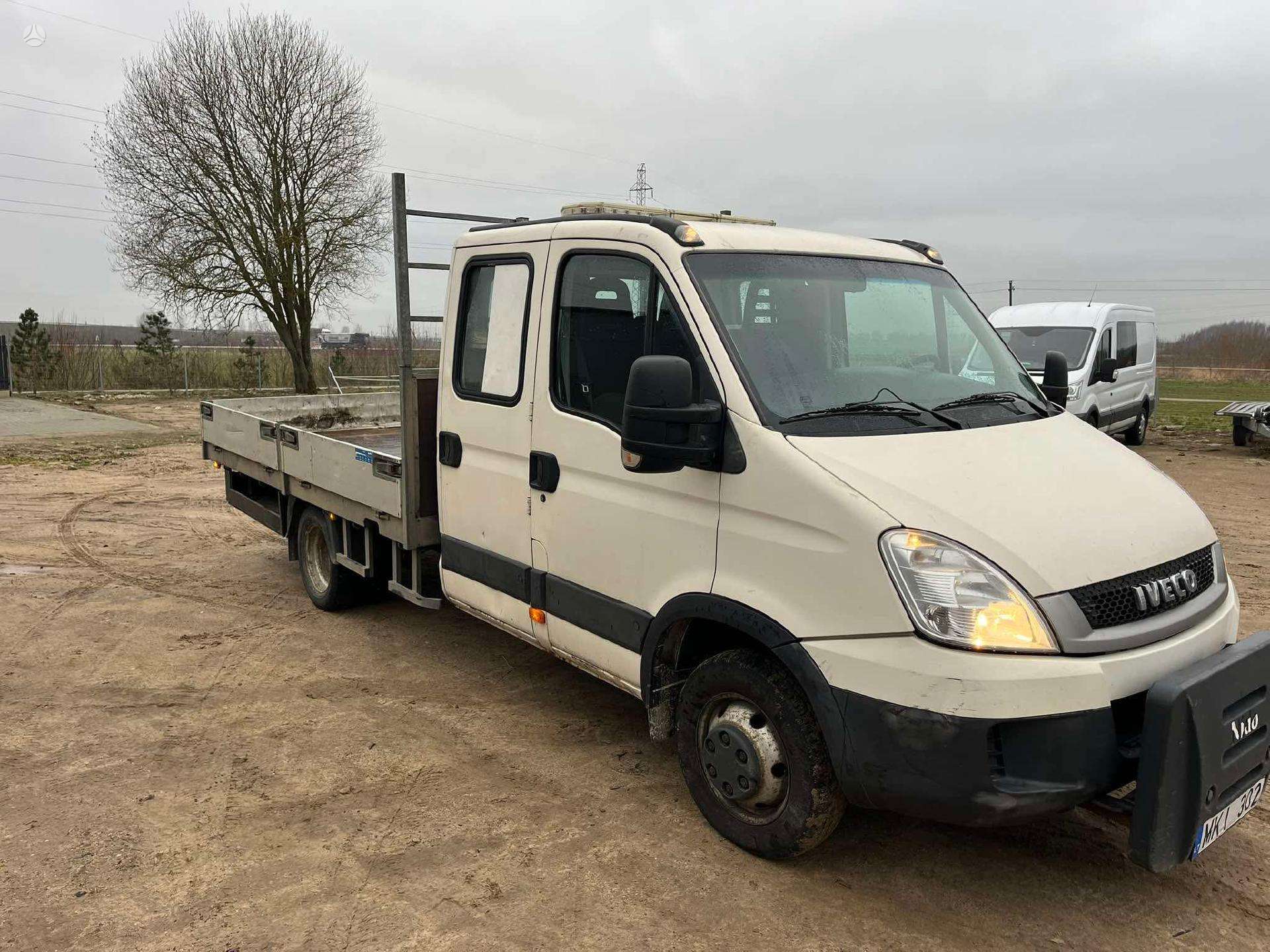 Iveco Daily / Sparca / Dublu-cabina